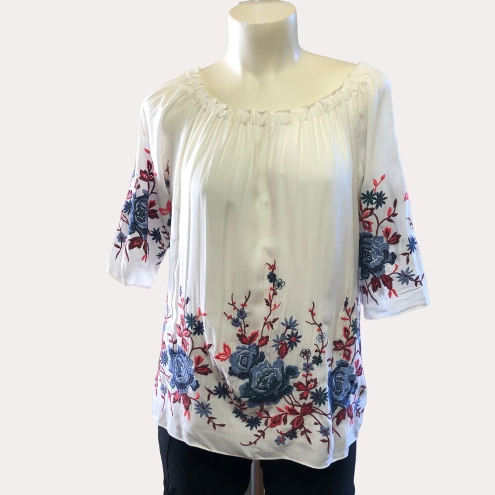𝅺saks Fifth Avenue Off The Shoulder Embroidered Floral Ivory Rayon Top Med